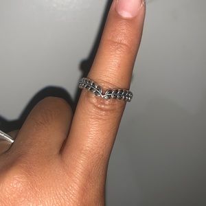 Pandora ring
